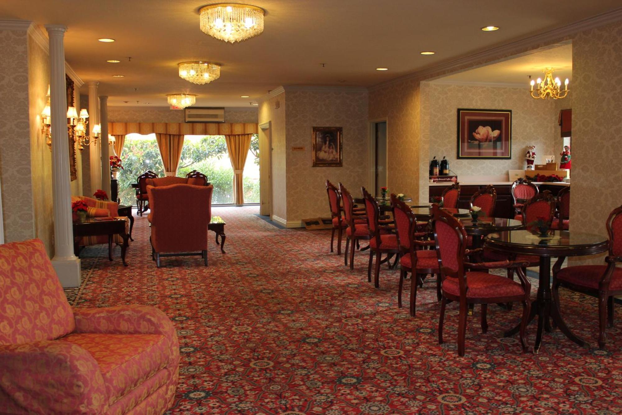 Hotel Carlyle Campbell