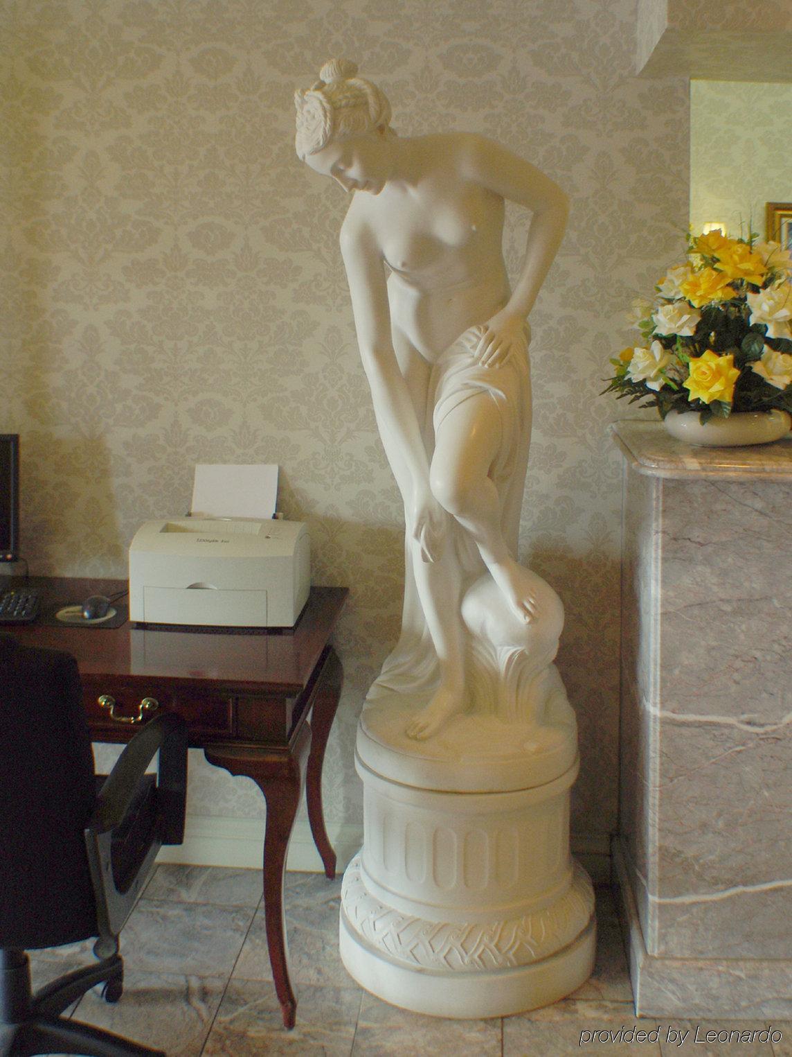 Carlyle Hotel
