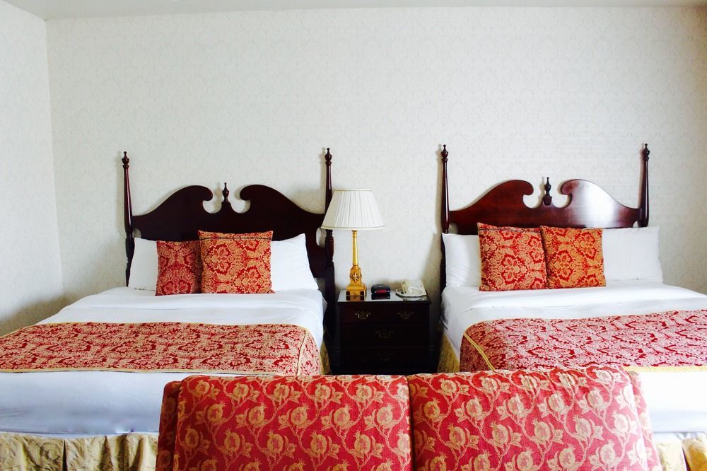 Carlyle Hotel